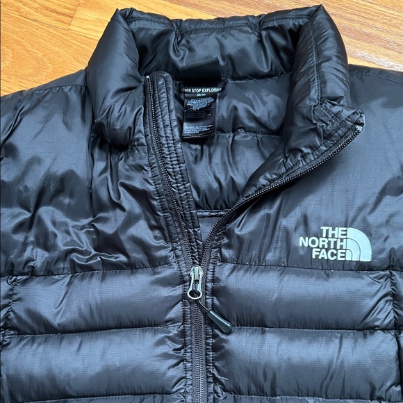 The North Face Quilted Black Jacket 700 down jacket - Picture 2 of 5